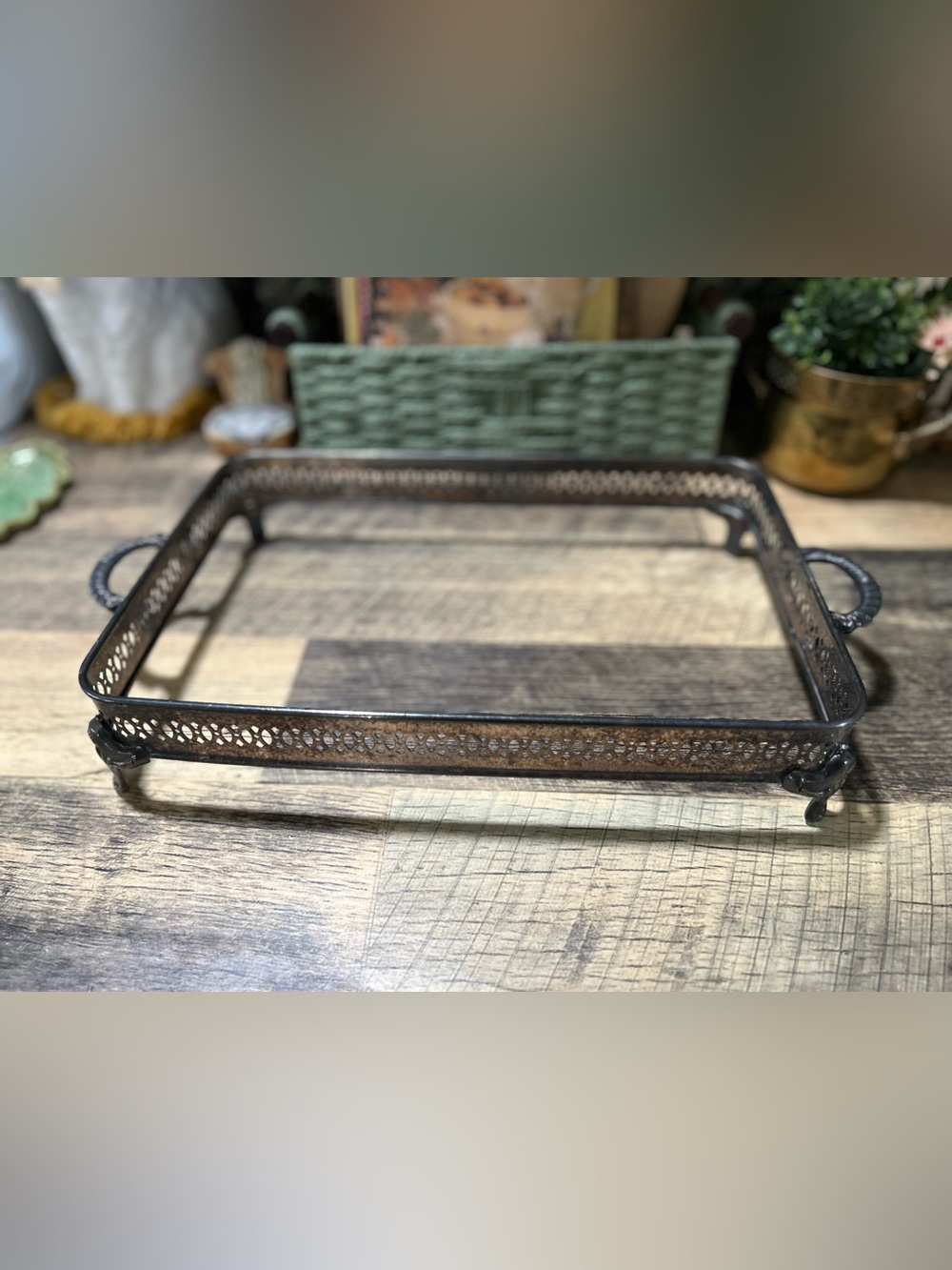 International Silver Co Silverplate Casserole Holder Cookbook Stand - Picture 2 of 11